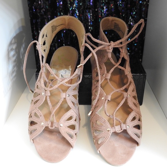 Blush Gladiator Sandal - Picture 3 of 4